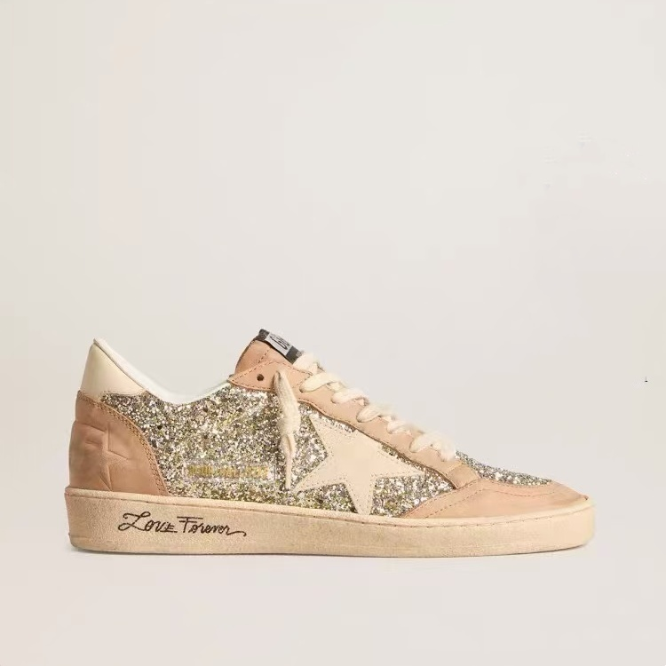 3b731d_1f2dbc74b271430daccdd035ce989da4mv2.png Golden Goose Sneaker Pastell