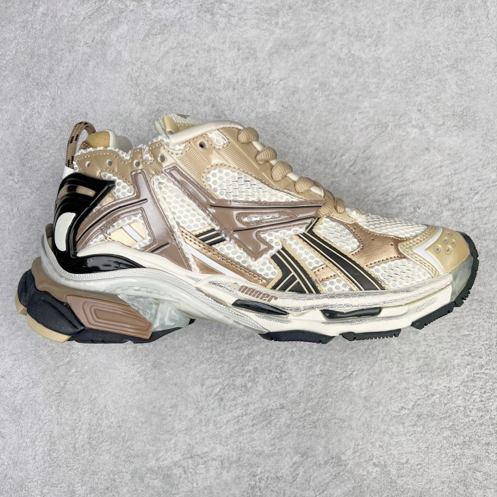 3b731d_55435a9e50b24945bacd0dd13956b6c7mv2.png Balenciaga Runners Brown Beige
