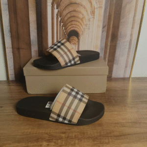Burberry Slide Black Basic