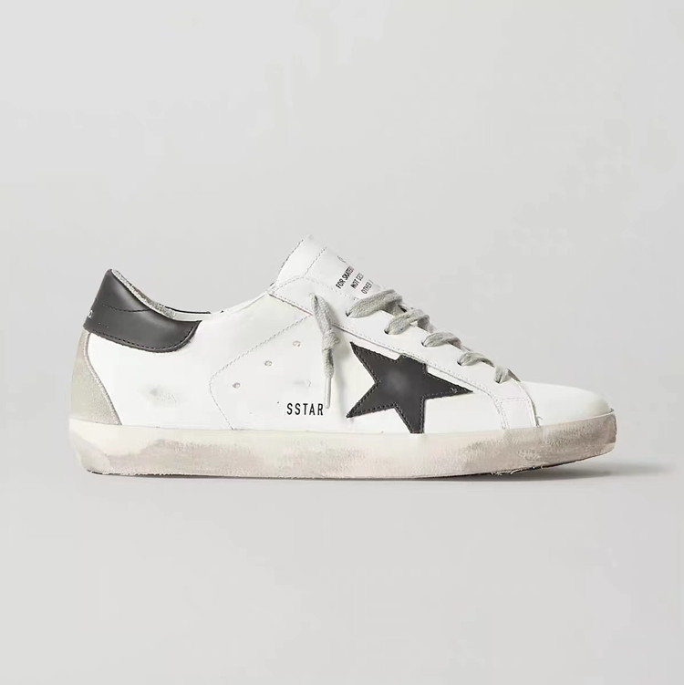 3b731d_7404a5d4e1d449e19b4a816f0e598fdamv2.png Golden Goose Sneaker Star Black