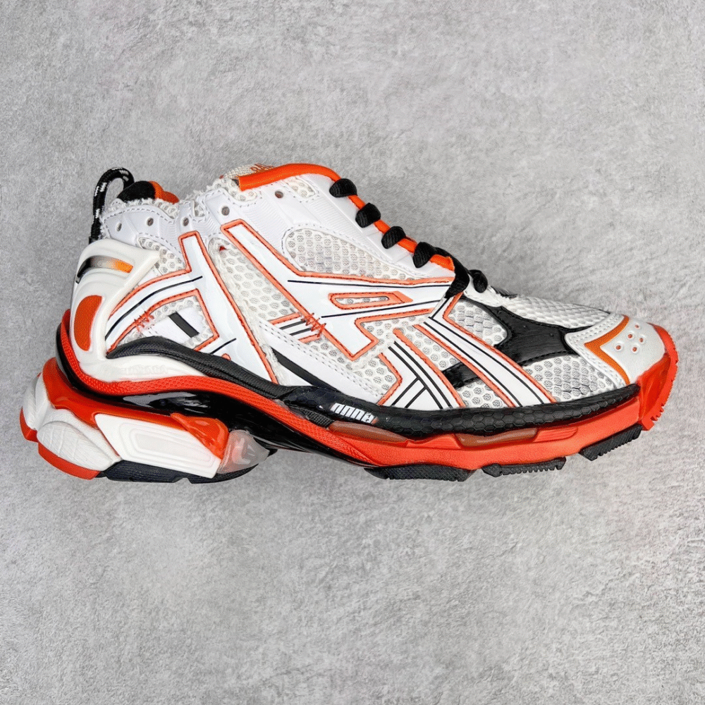 3b731d_88e5861a4848496298d8607a8cbf4121mv2.png Balenciaga Runners Orange Black White