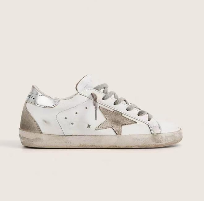 3b731d_a6496a4dd05a4702a42ca1d2e5649a1fmv2.png Golden Goose Sneaker Silver Grey White