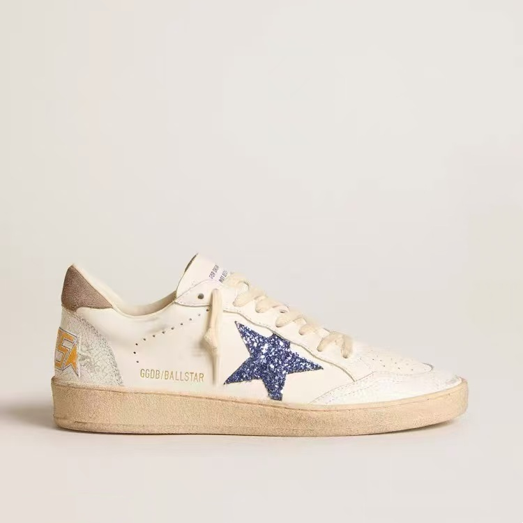 3b731d_f145d025f7bb436ea49db5e6fa3146b6mv2.png Golden Goose Sneaker Blue Star Glitter