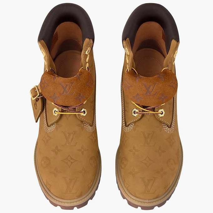3b731d_56049476c3d447fbafc9872192ada144~mv2 LV x Timberland boots