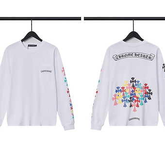 3b731d_7a5d9ee9c921458eb1cbbbcae0c379a3~mv2 Chrome Hearts Longsleeve Black and white colours small