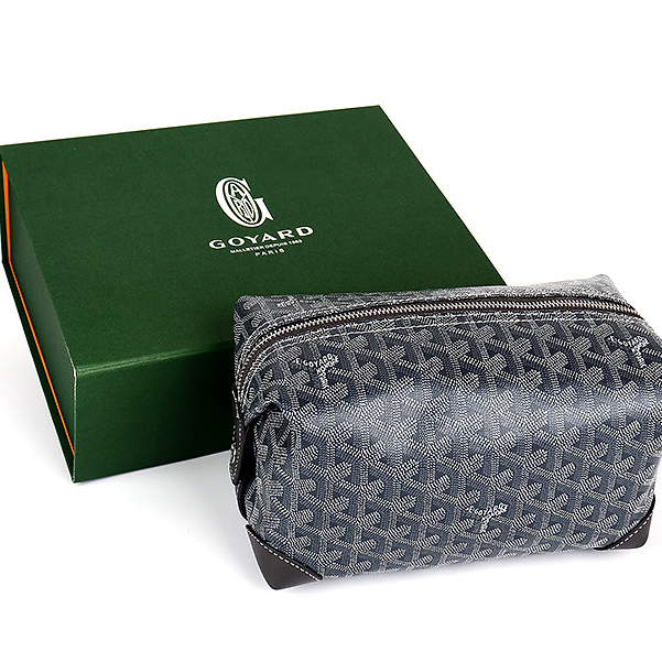 Goyard Toiletry Bag