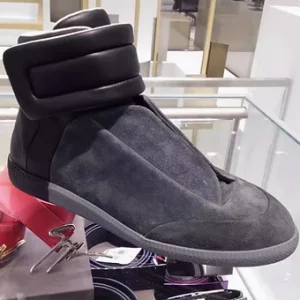Margiela Futures Fluffy Black