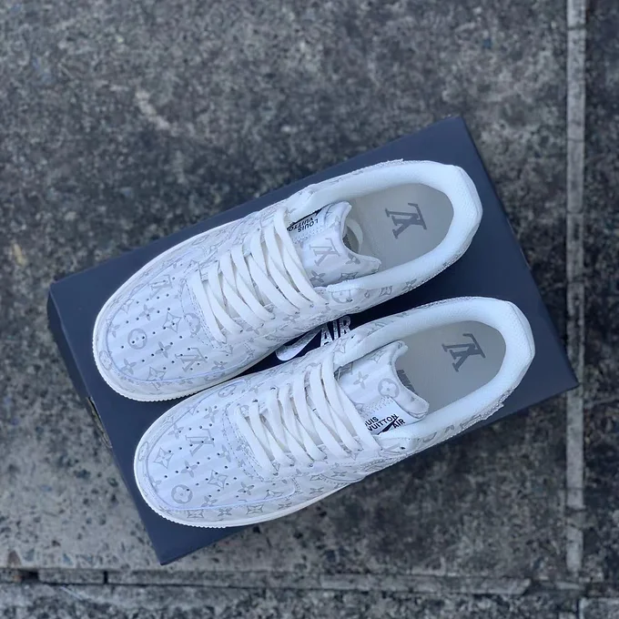 LV Airforce White Grey