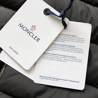 Moncler Zip Weste green