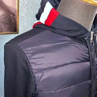 Moncler Weste Black