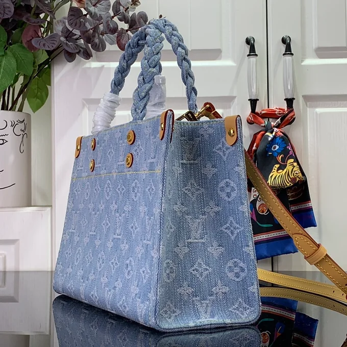 LV Jeans Lets go Bag