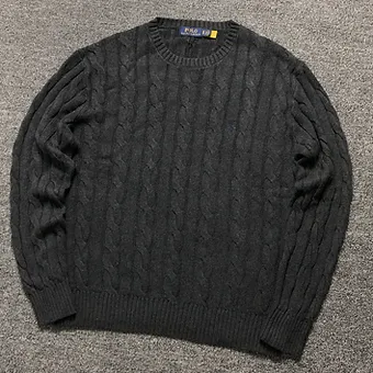 5c0623_20f3041ded3c4a8581bb72183e7fe433~mv2 RL Thin Classic Sweater