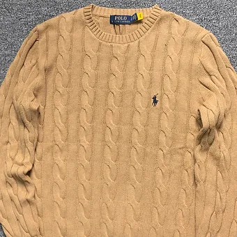 5c0623_7f1f654459314147bd6b6ae6805aefca~mv2 RL Thin Classic Sweater