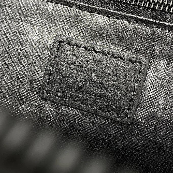 LV DOPP KITLV DOPP KIT
