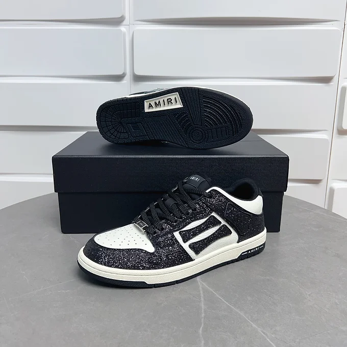 5c0623_fadd6588ed664dd990154abc555b268d~mv2 Amiri Lows Black