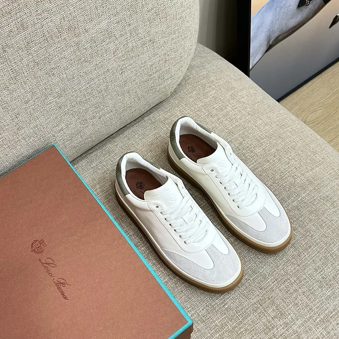 73b216_1046ac54402840908fd8ba94f7522599~mv2 Loro Piana White brown sole