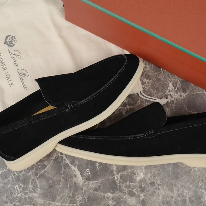 73b216_9e848b782e5741c69d6d9d43ed035093~mv2 Loro Piana Black