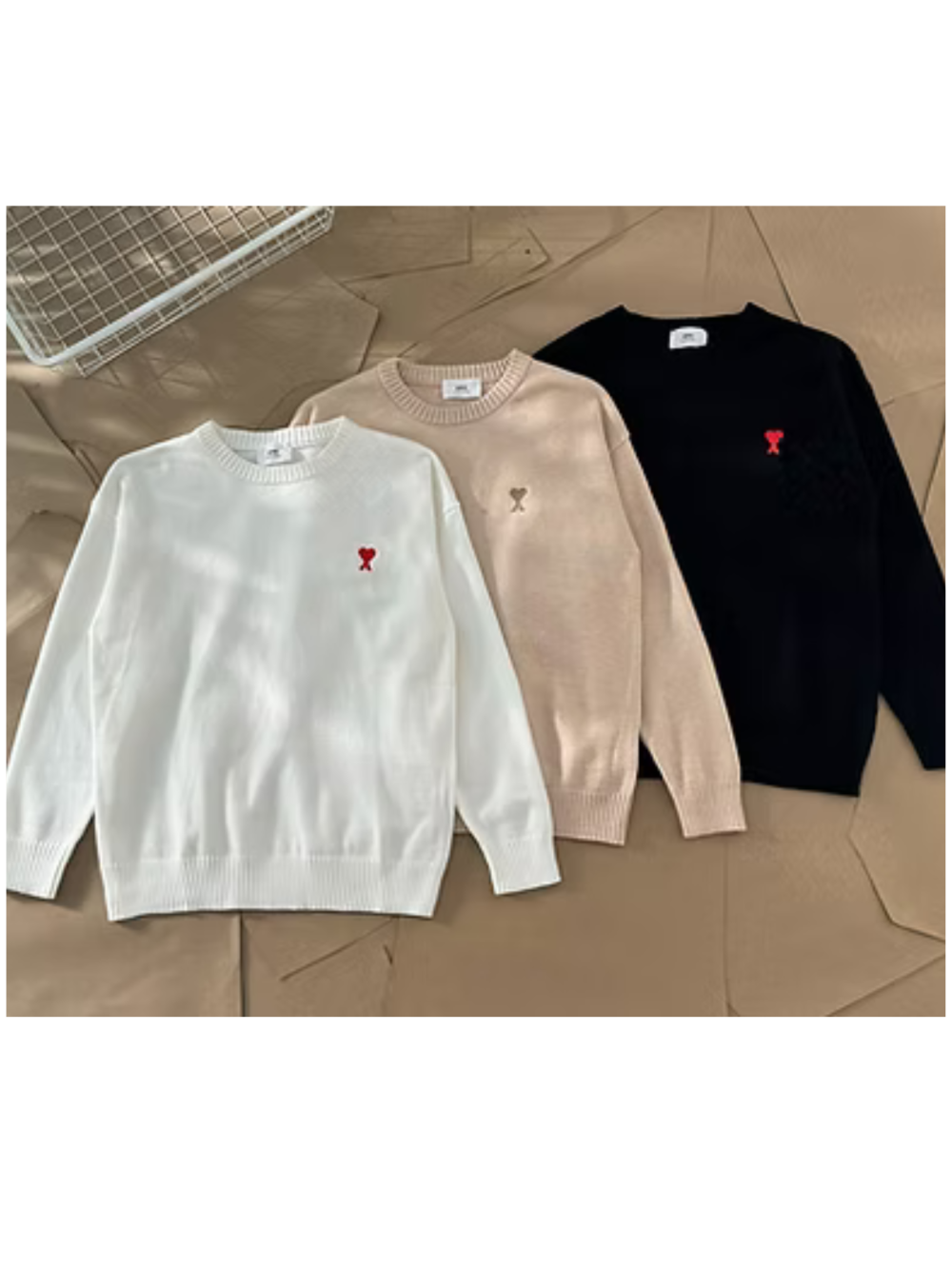 Untitled design AMI de Paris soft Sweater 3
