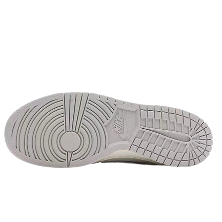 Off-White Dunk Low Lot green and green tag