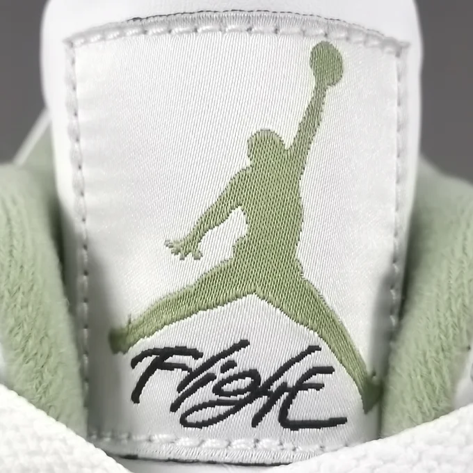 Air Jordan 4 Retro Seafoam
