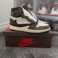 NIKE AIR JORDAN 1 OG TRAVIS SCOTT MOCHA