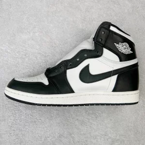 Air jordan 1 black and white