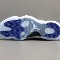 Air jordan 11 concord