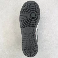 Air jordan 1 black and white