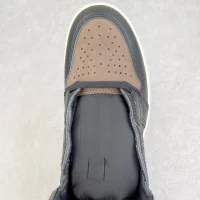 Air jordan 1 palomino