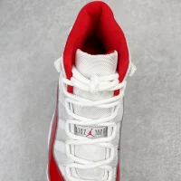 Air jordan 11 varsity red