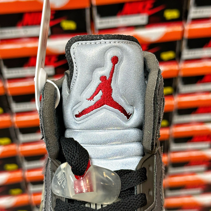 d39d3d_aa431773248541319af514fcab971f19~mv2 Air jordan 5 x OFF WHITE SP