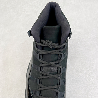 d39d3d_b6d22c8726c94d8297770257e8875578~mv2 Air jordan 11 cap and gown