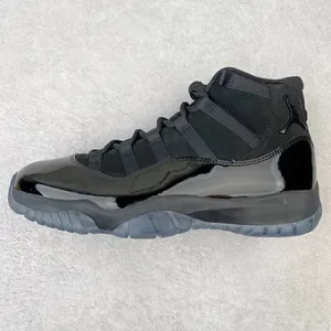 Air jordan 11 cap and gown