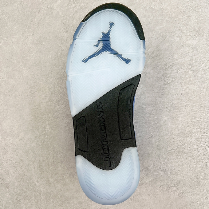 d39d3d_ce4f609ed723482ca613c987f4401d60~mv2 Air jordan 5 UNC