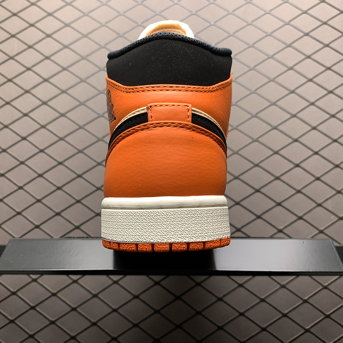 Air jordan 1 shattered