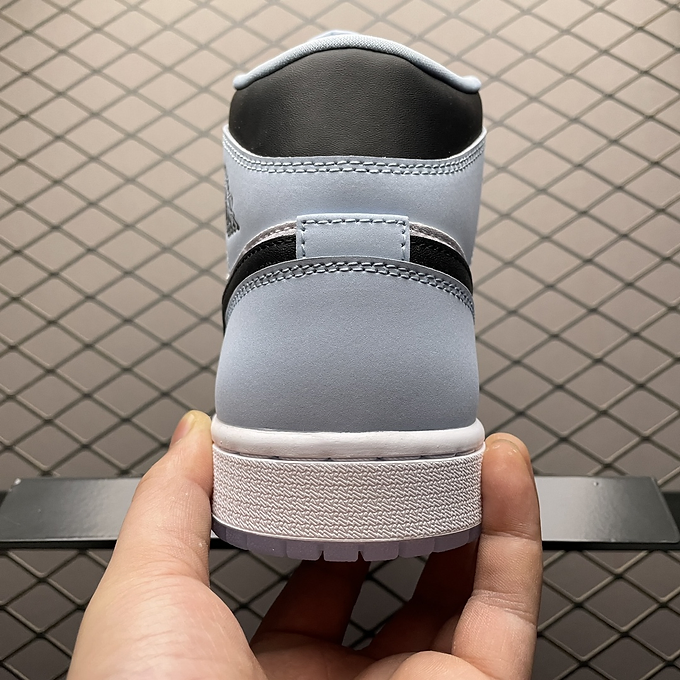 Jordan 1 ice blue