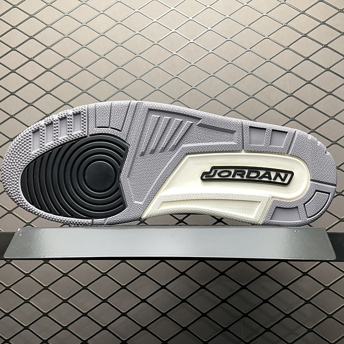d39d3d_f59fb0de088a452190a161419eeb520b~mv2 Air jordan 3 off noir