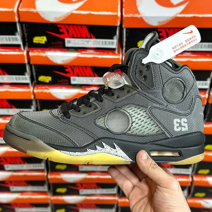 d39d3d_f9d4a7e291bd4d428fe831f3a9130cca~mv2 Air jordan 5 x OFF WHITE SP