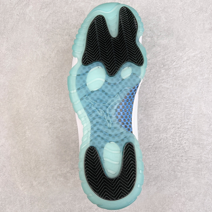 d39d3d_fdbe48eabd2142aaabd420bf14079148~mv2 Air jordan 11 legend blue