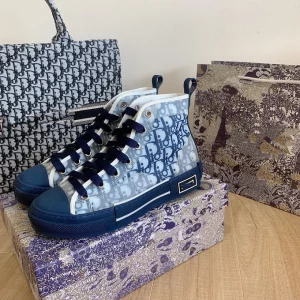 Dior B23 High Blue