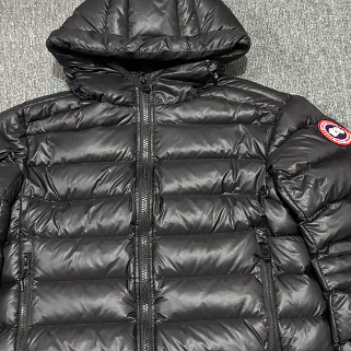 3b731d_34ff038bf6f045668e75021e4572d3ef~mv2 Canada Goose Autumn Light Puffers