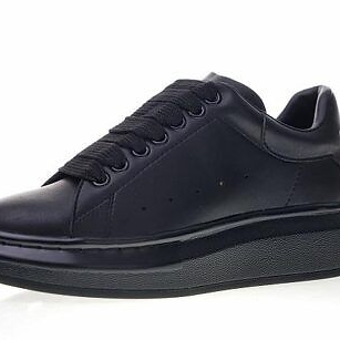 Alexander McQueen All Black