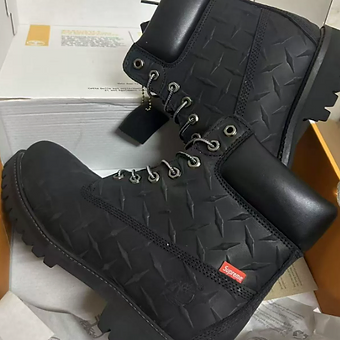 Timberlands x Supreme Black