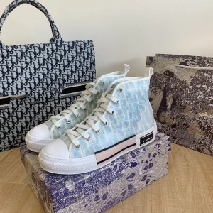 Dior B23 High Sky Blue