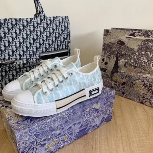 Dior B23 Low Sky Blue