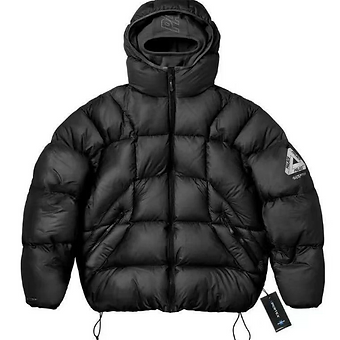 3b731d_b8eb9bee265e49998797d692648d8009~mv2 Palace Puffer Black