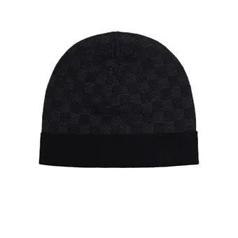 5c0623_08799c43f15649218bc946e32cb4e276~mv2 Louis Vuitton black Beanie