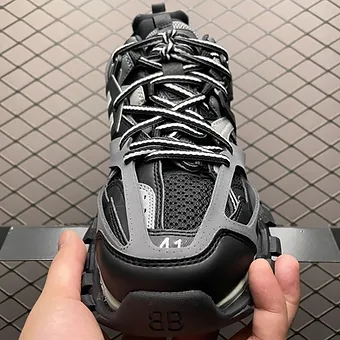 5c0623_0bea2e59bf0f45bb8f18d9f220e3eedc~mv2 Balenciaga Tracks black / white / gray
