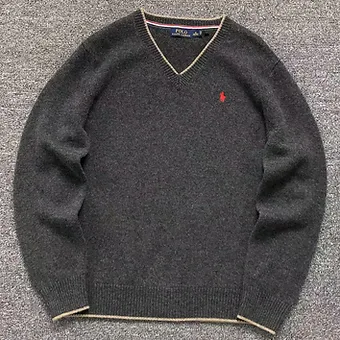 5c0623_393f3cbf2d89424aa3a9fb3a5a774a2d~mv2 RL sweatshirt luxury