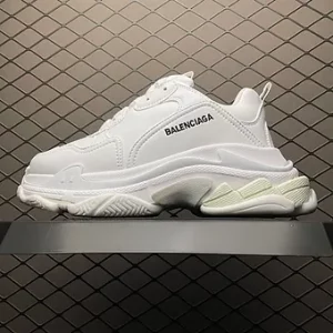 Balenciaga Tripple S White